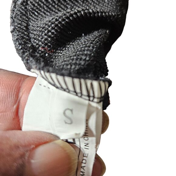 Rhinestone "Heart Beat" Design Black Sweatshirt Shein S - Picture 5 of 5